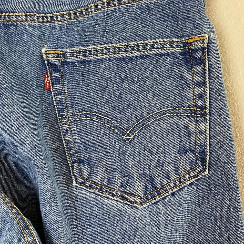 Levi's 550 Denim Blue Jeans - 36 x 34